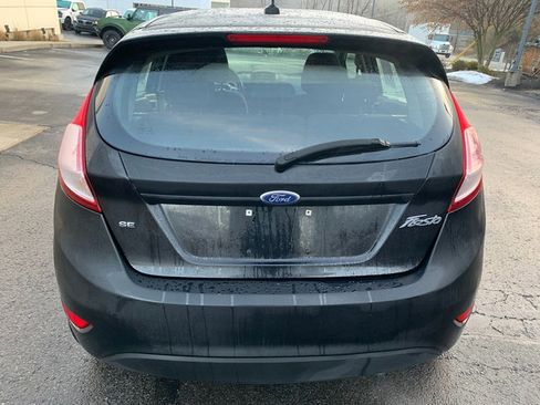 Used 2015 Ford Fiesta SE w/ Equipment Group 201A image 3