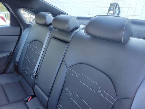 Used 2024 Kia Forte GT-Line image 13