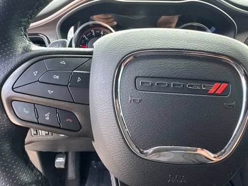 Used 2022 Dodge Challenger GT RWD image 17