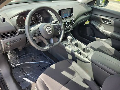 Used 2025 Nissan Sentra S FWD image 18