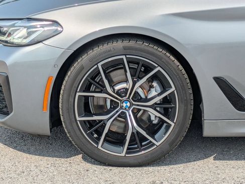 Used 2023 BMW 530i w/ M Sport Package RWD image 9