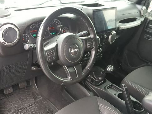 Used 2017 Jeep Wrangler Unlimited Sahara w/ Connectivity Group image 2