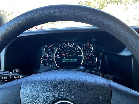 Used 2020 Chevrolet Express 3500 LT w/ LT Preferred Equipment Group image 18