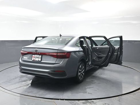 Used 2025 Volkswagen Jetta S FWD image 57