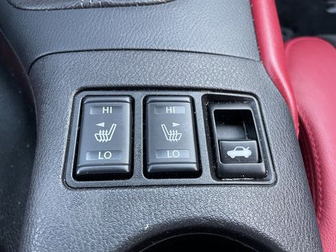 Used 2024 Nissan Z Performance w/ Floor Mat Package image 32