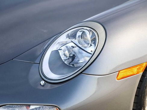 Used 2012 Porsche 911 Carrera S image 8