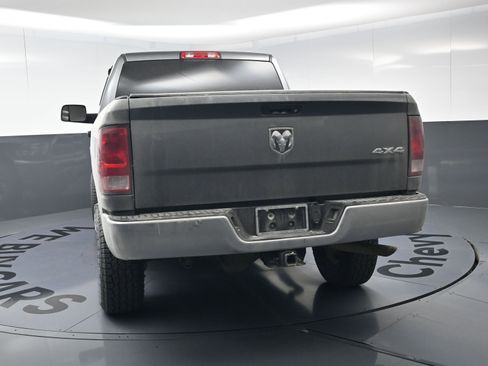 Used 2013 RAM 2500 Tradesman w/ Chrome Appearance Group image 18