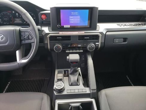 New 2025 Toyota Tacoma TRD Off-Road AWD/4WD image 15
