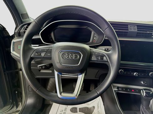 Used 2025 Audi Q3 2.0T Premium AWD/4WD image 13