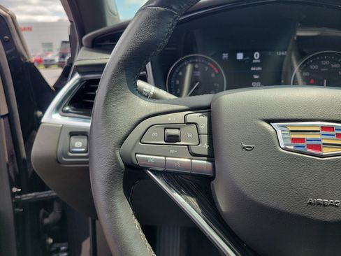 Used 2022 Cadillac XT6 Premium Luxury w/ Technology Package AWD/4WD image 22