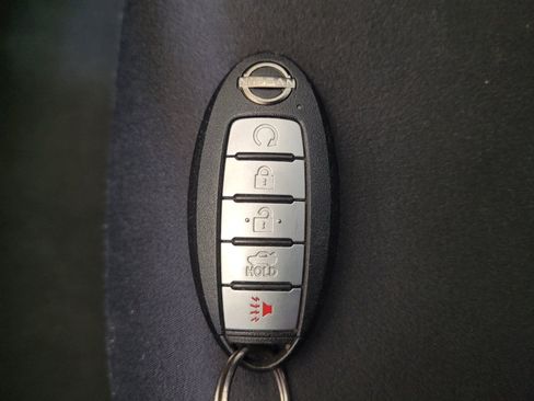 Used 2025 Nissan Altima 2.5 SV FWD image 32