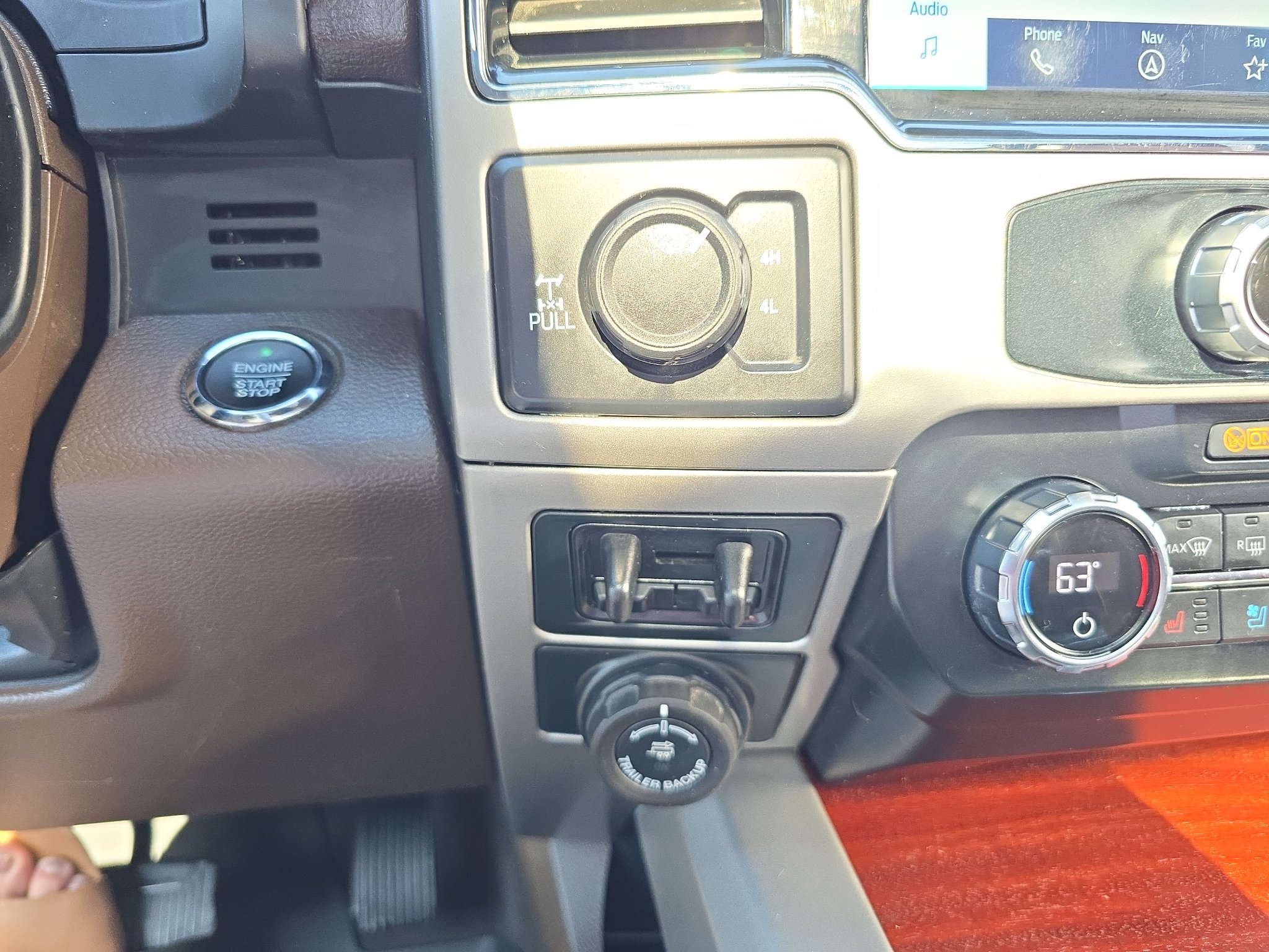 Used 2022 Ford F350 King Ranch w/ King Ranch Ultimate Package AWD/4WD image 34