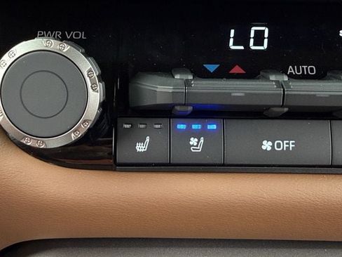 New 2026 Toyota Tundra 1794 Edition AWD/4WD image 23