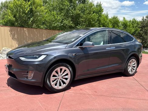 Used 2020 Tesla Model X Performance AWD/4WD image 4
