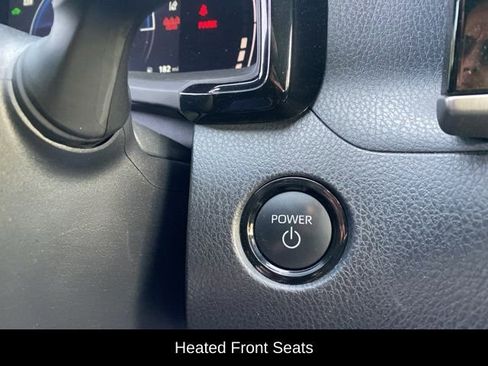 Used 2025 Toyota Camry SE w/ Convenience Package image 17