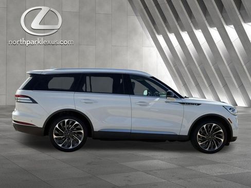 Used 2021 Lincoln Aviator Reserve w/ Equipment Group 202A AWD/4WD image 8