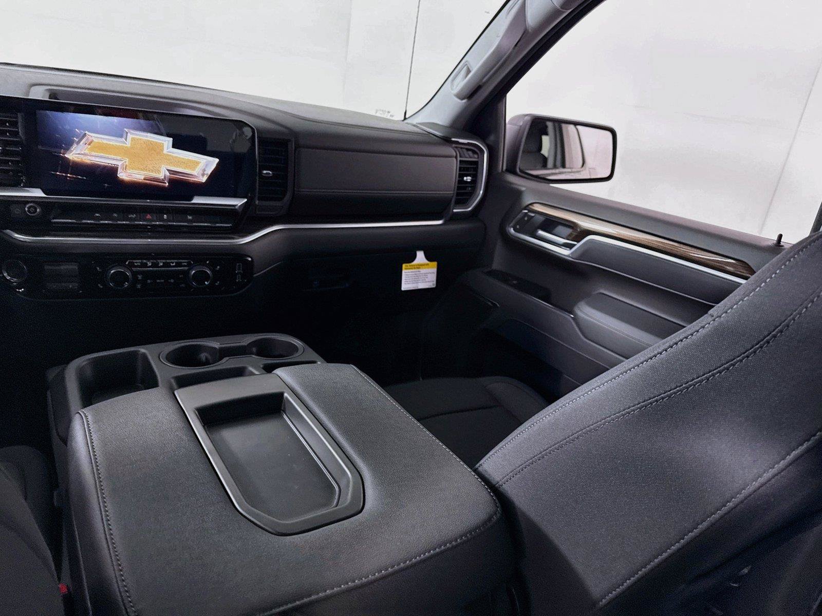 New 2026 Chevrolet Silverado 1500 RST w/ RST Select Package AWD/4WD image 16