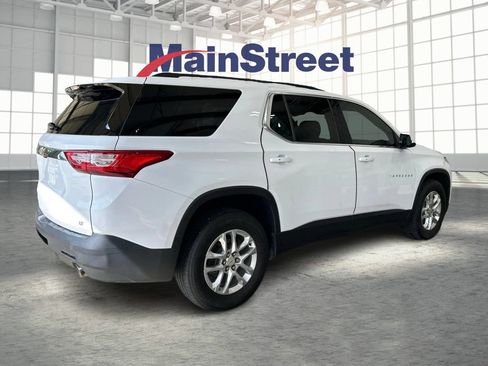 Used 2020 Chevrolet Traverse LT FWD image 5