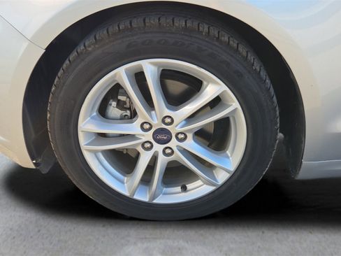 Used 2018 Ford Fusion S image 19