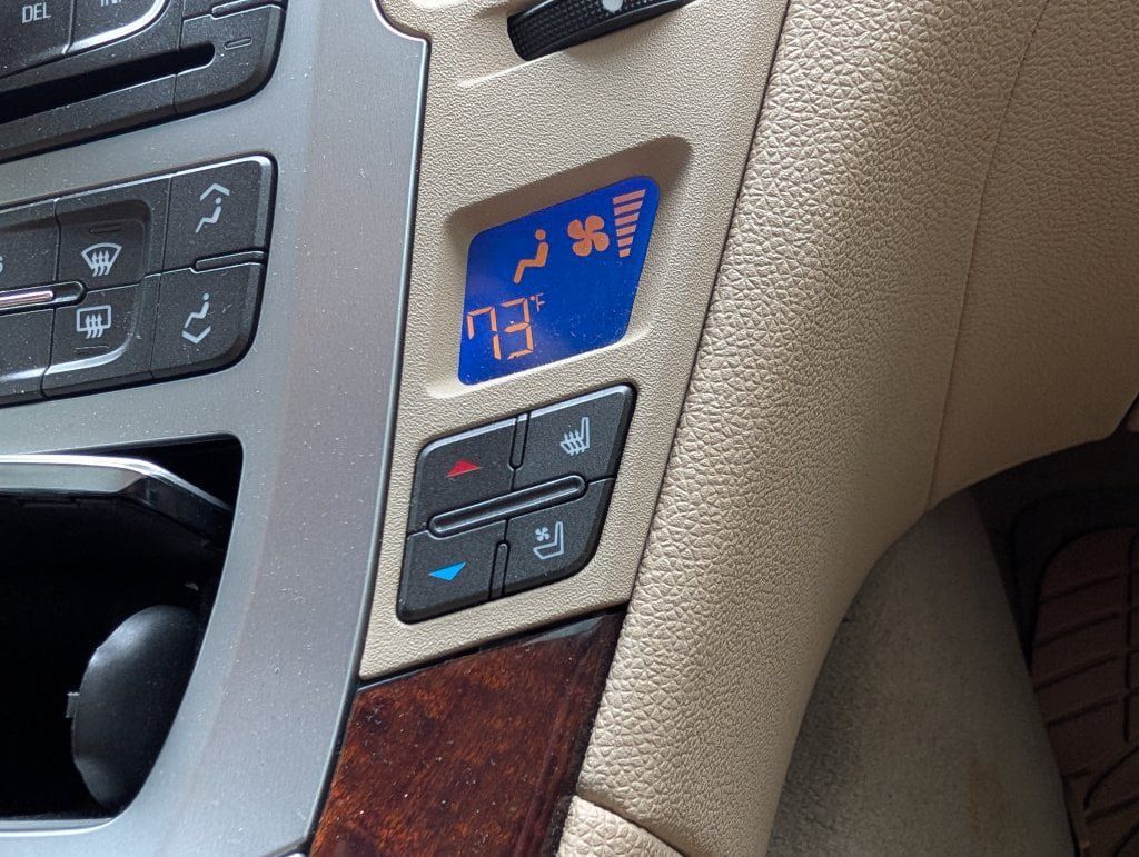 Used 2012 Cadillac CTS Premium RWD image 25