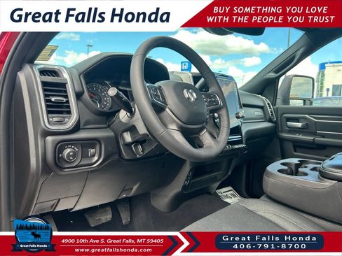 Used 2026 RAM 2500 Big Horn AWD/4WD image 11