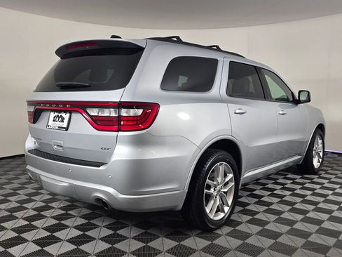 Used 2024 Dodge Durango GT image 3