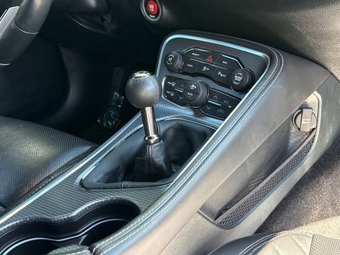 Used 2015 Dodge Challenger SRT Hellcat RWD image 24