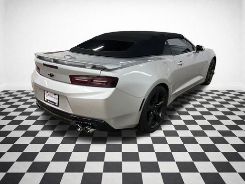Used 2016 Chevrolet Camaro SS RWD image 8