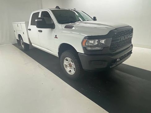 Used 2023 RAM 2500 Tradesman AWD/4WD image 3