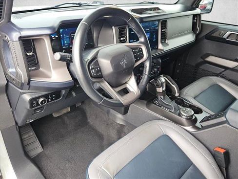 Used 2023 Ford Bronco Outer Banks image 10