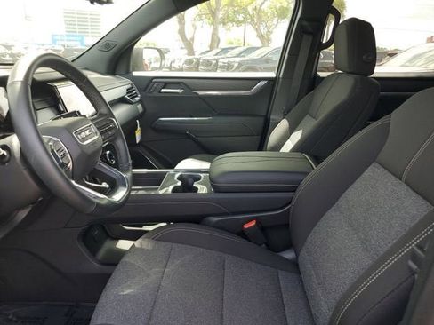 New 2026 GMC Acadia Elevation image 19