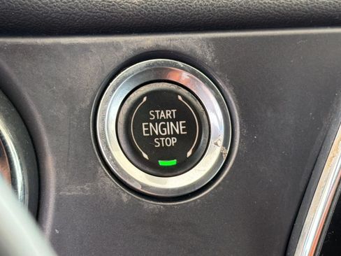 Used 2021 Chevrolet Blazer RS FWD image 17