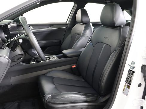 Used 2023 Kia K5 GT-Line image 30