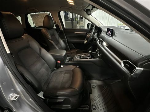 Used 2019 MAZDA CX-5 Touring image 28