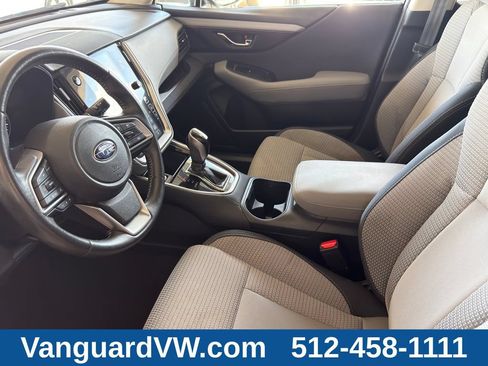 Used 2024 Subaru Outback Premium AWD/4WD image 13