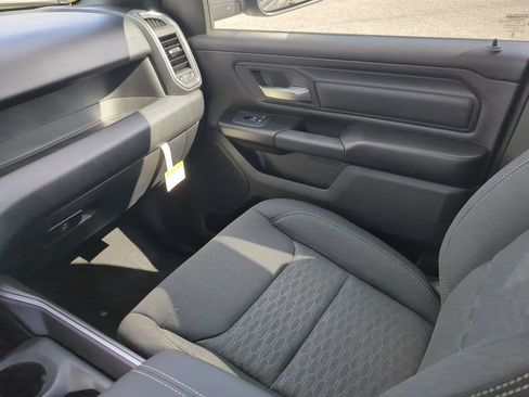 New 2026 RAM 1500 Express AWD/4WD image 16