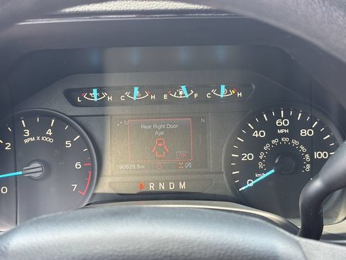 Used 2019 Ford F150 XL w/ Equipment Group 101A Mid AWD/4WD image 13