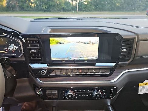 New 2026 GMC Sierra 1500 SLT w/ SLT Premium Package image 17