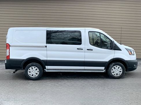 Used 2024 Ford Transit 250 T-250 130 Low Rf 9070 GVWR RW w/ Exterior Upgrade Package image 6