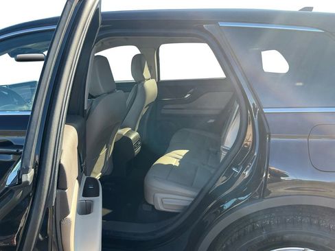 Certified 2024 Lincoln Corsair FWD image 21