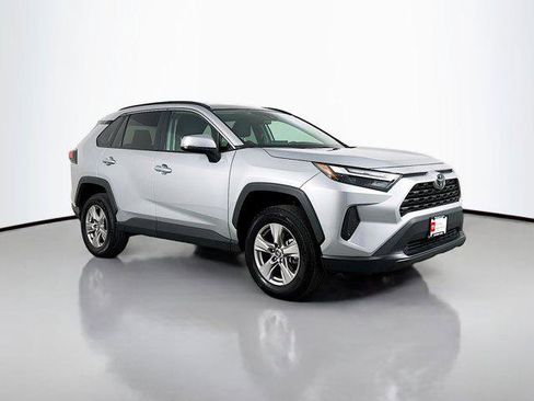 Certified 2025 Toyota RAV4 XLE AWD/4WD image 1