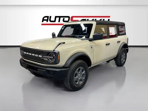 Used 2025 Ford Bronco Big Bend AWD/4WD image 3