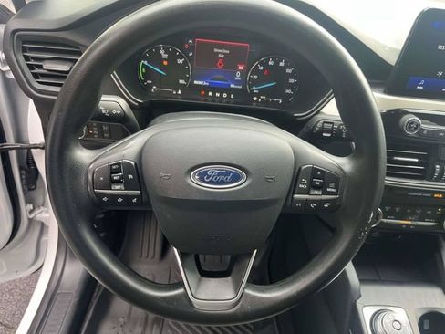 Used 2021 Ford Escape SE FWD image 23
