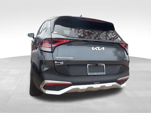 Certified 2024 Kia Sportage LX image 22