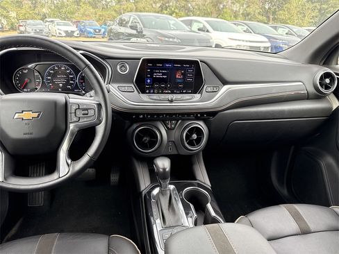 Used 2022 Chevrolet Blazer Premier image 23