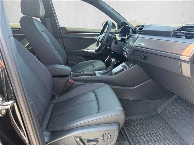 Used 2022 Audi Q3 2.0T Premium AWD/4WD image 23