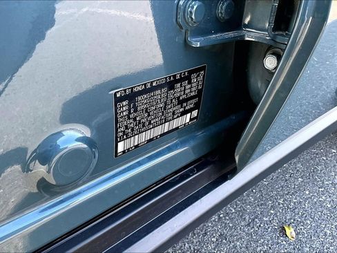 Used 2025 Honda HR-V Sport image 16