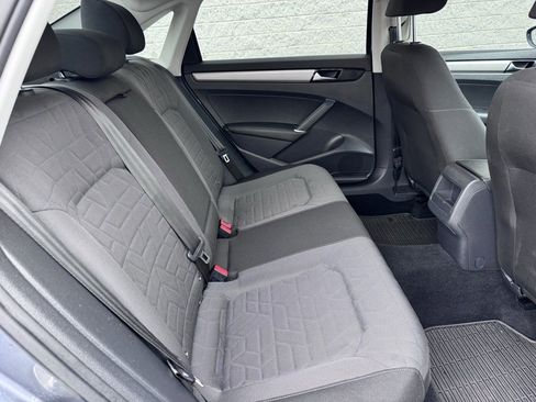 Used 2020 Volkswagen Passat 2.0T S image 19