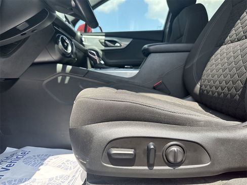 Used 2019 Chevrolet Blazer LT image 14