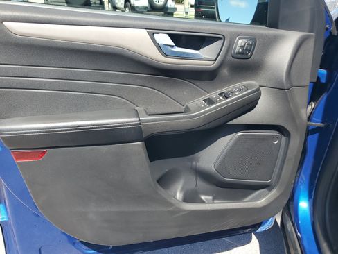 Used 2022 Ford Escape SEL w/ Technology Package image 27